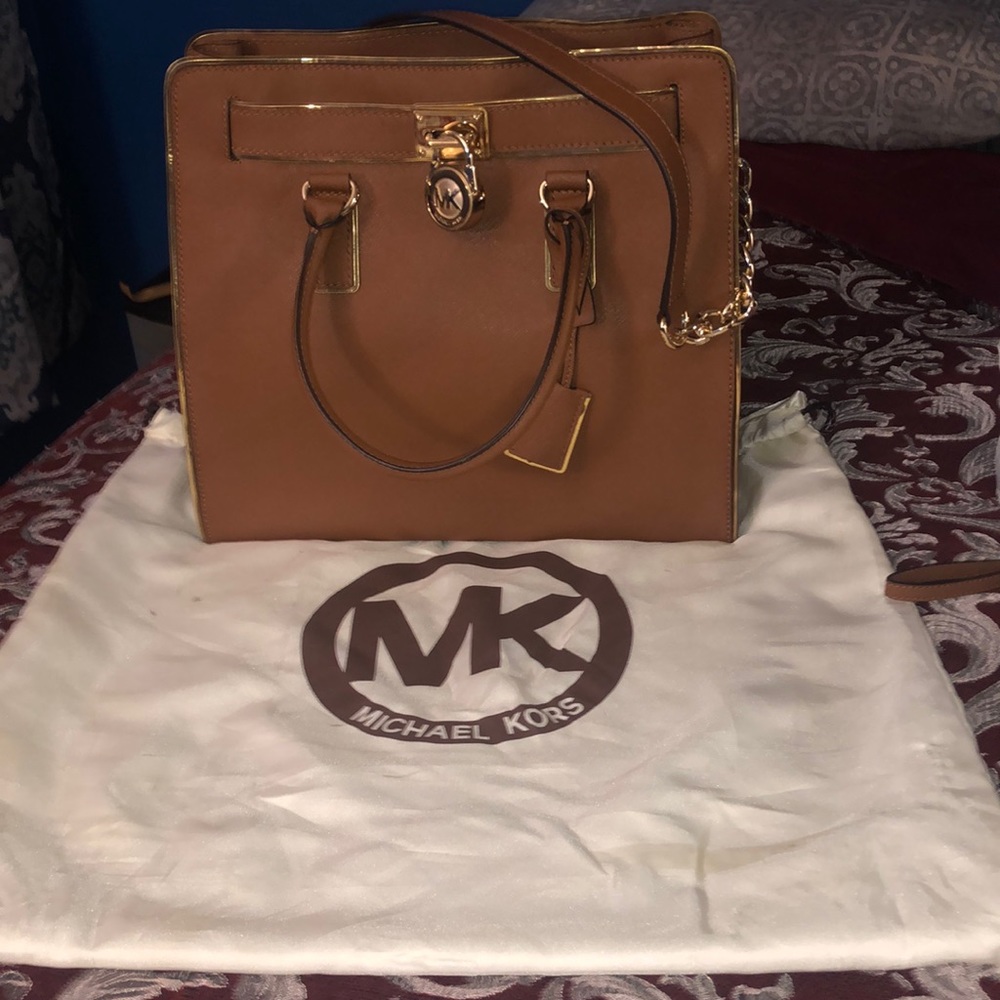 Micheal Kors brown bag